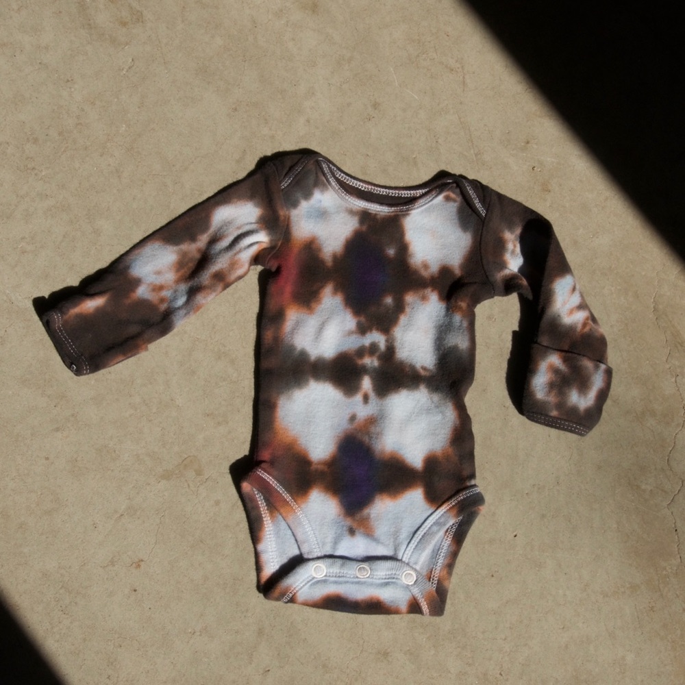 tie dye onesie [newborn]